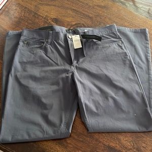 Banana Republic 36/32 slim fit core temp chino style pants.  New and never worn